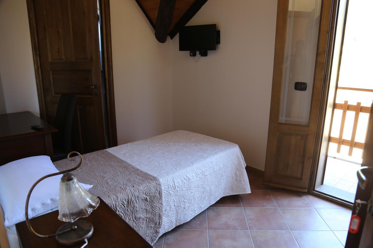 Agriturismo Pirara Sant'Angelo  Bagian luar foto