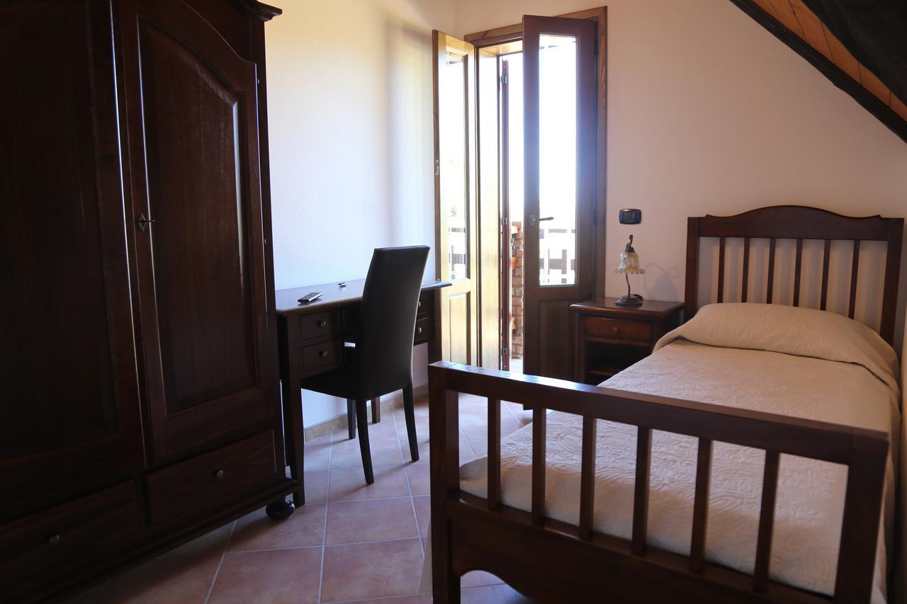Agriturismo Pirara Sant'Angelo  Bagian luar foto