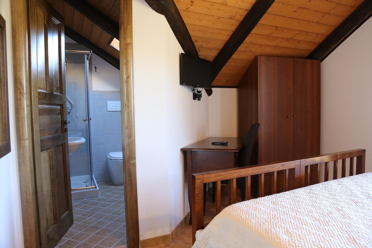 Agriturismo Pirara Sant'Angelo  Bagian luar foto